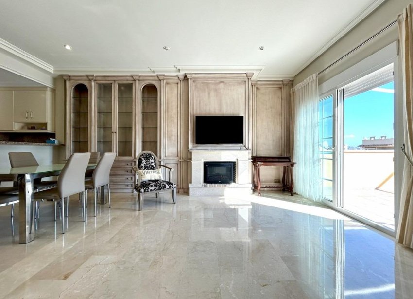 Resale - Apartment - Dehesa de campoamor - Campoamor