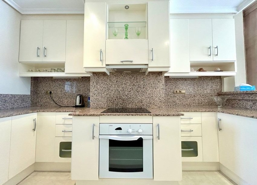 Resale - Apartment - Dehesa de campoamor - Campoamor