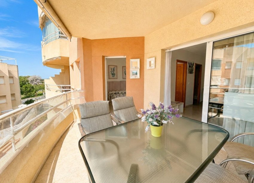 Resale - Apartment / Duplex - Dehesa de campoamor - Campoamor