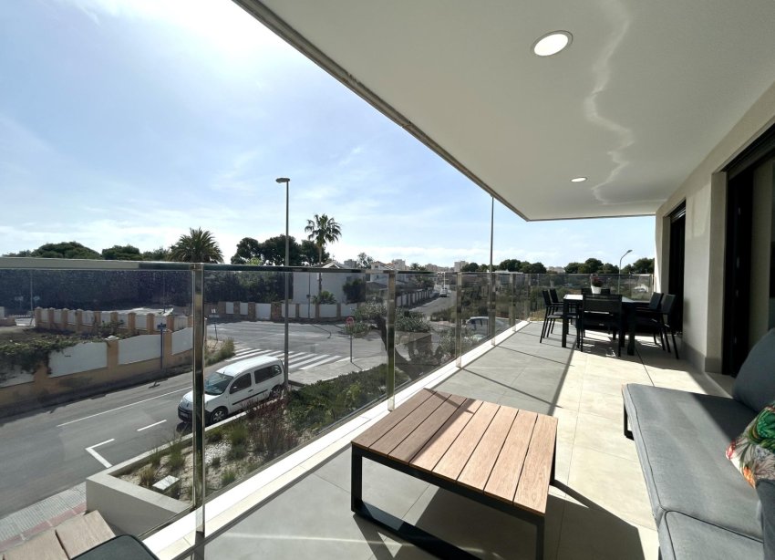 Resale - Apartment / Duplex - Dehesa de campoamor - Campoamor