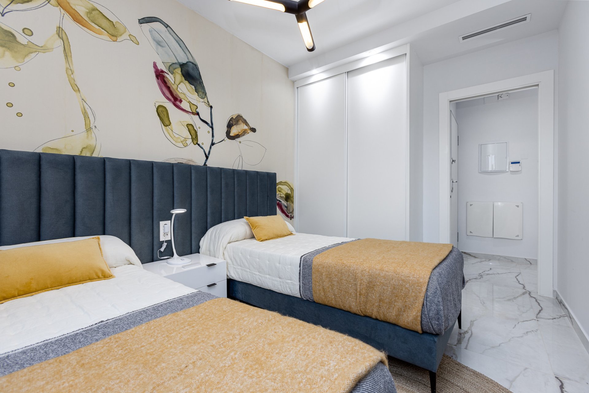 Resale - Apartment / Duplex - Elche - La Hoya
