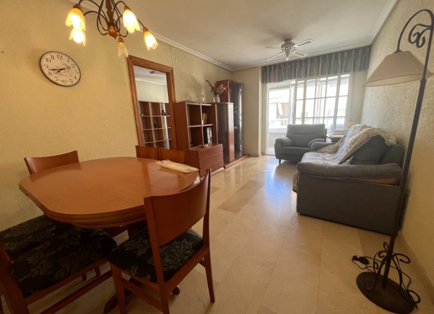 Resale - Apartment / Duplex - Guardamar del Segura - Avenida los pinos