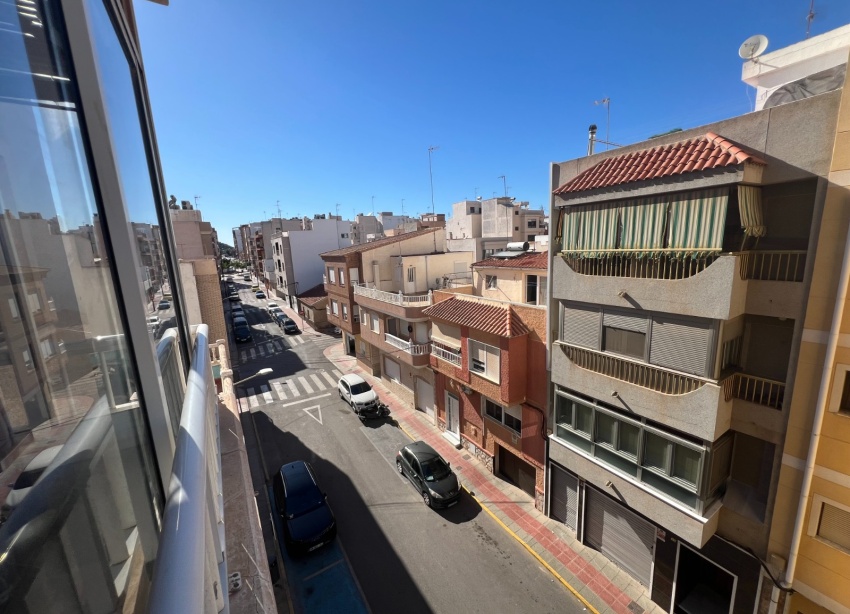 Resale - Apartment / Duplex - Guardamar del Segura - Avenida los pinos