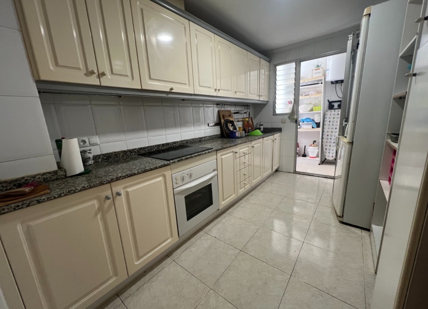 Resale - Apartment / Duplex - Guardamar del Segura - Avenida los pinos
