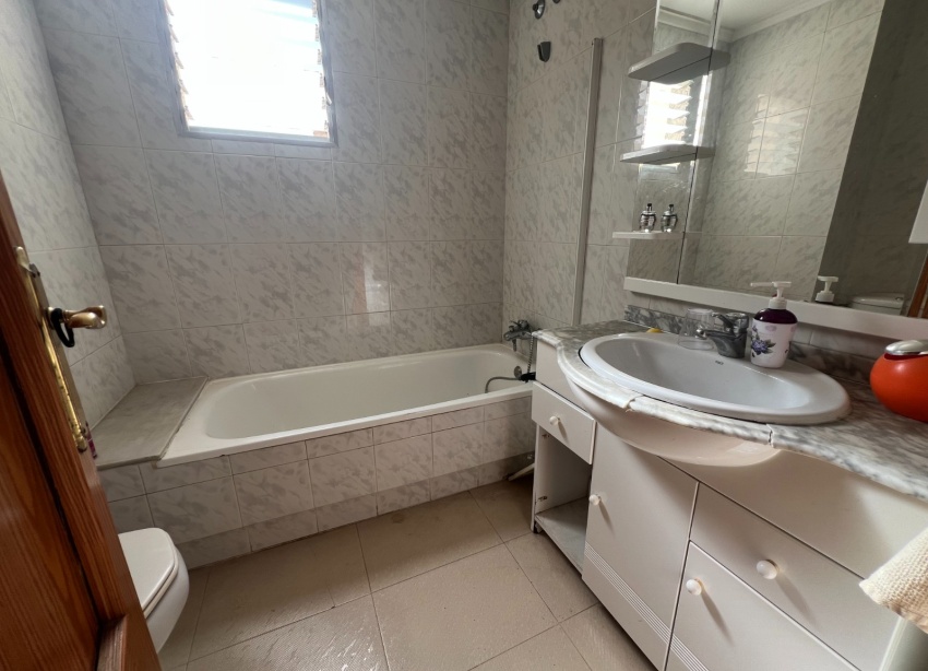Resale - Apartment / Duplex - Guardamar del Segura - Avenida los pinos