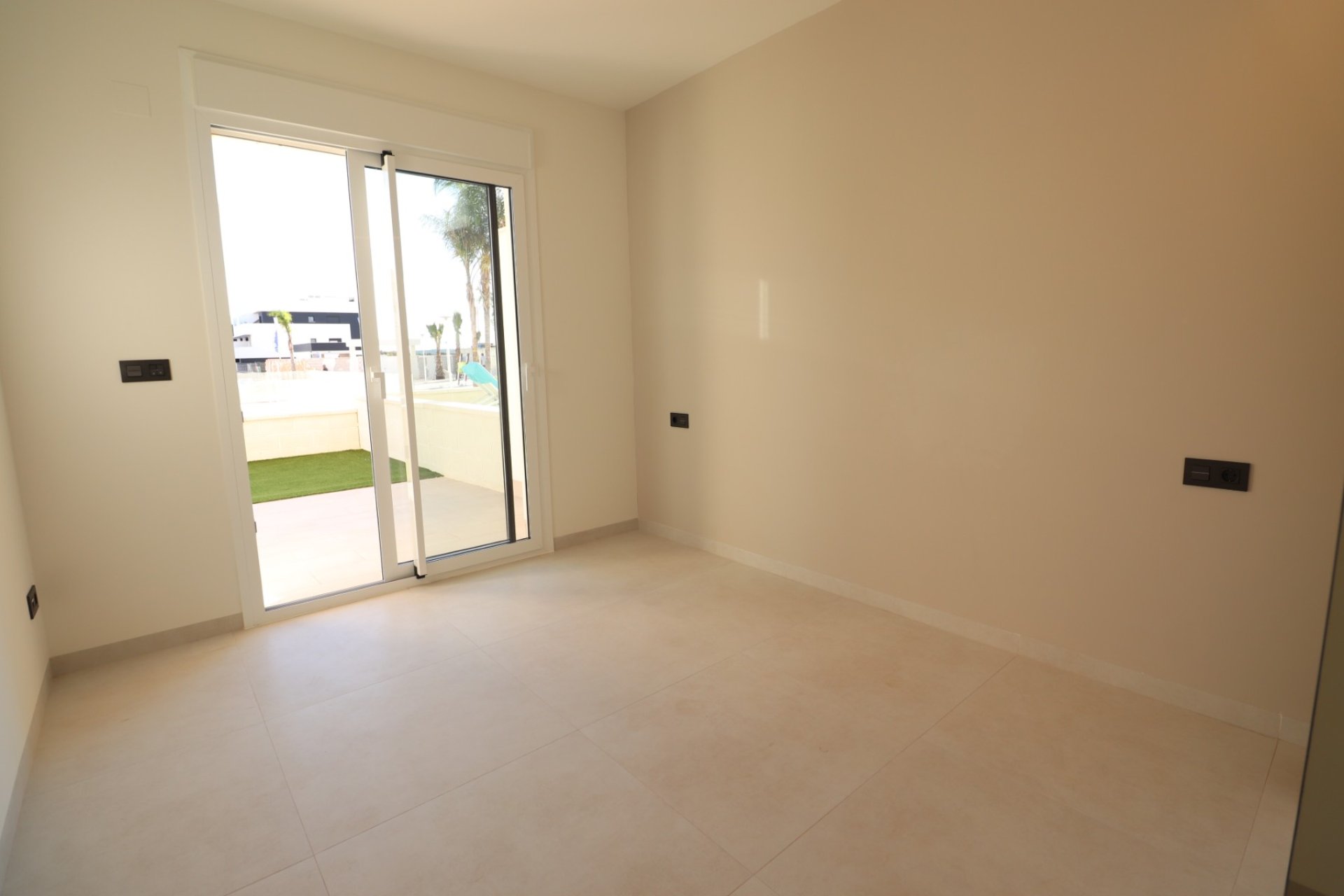 Resale - Apartment / Duplex - Guardamar del Segura - El Raso