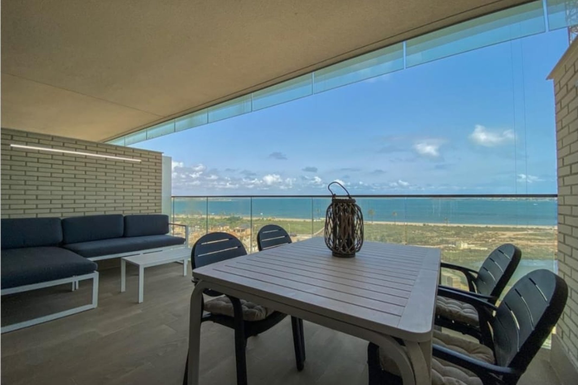 Resale - Apartment / Duplex - La Manga del Mar Menor