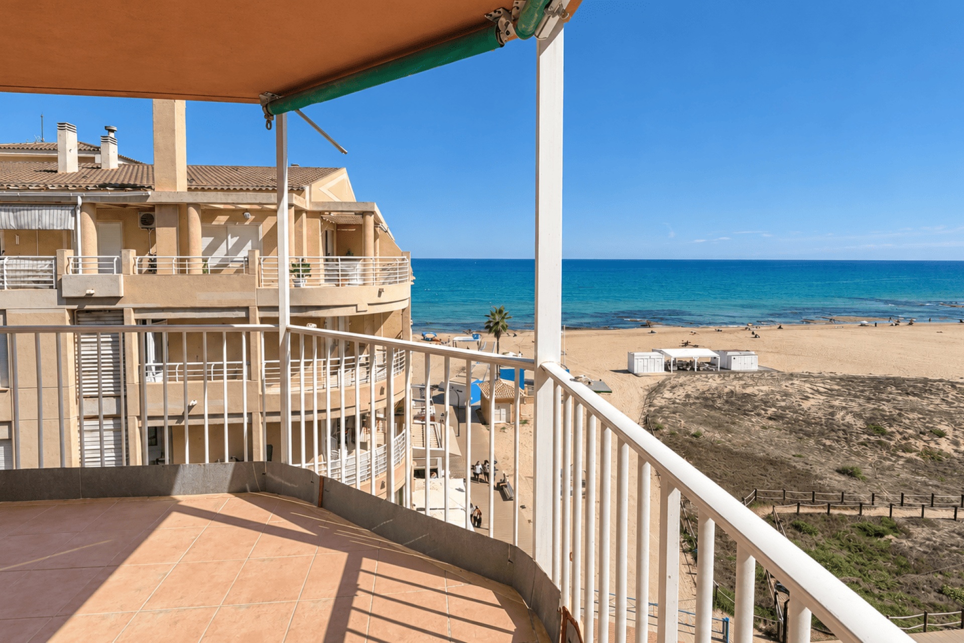 Resale - Apartment / Duplex - La Mata