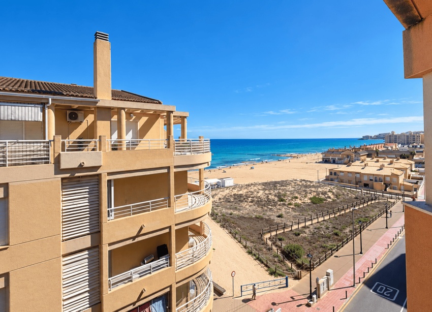 Resale - Apartment / Duplex - La Mata