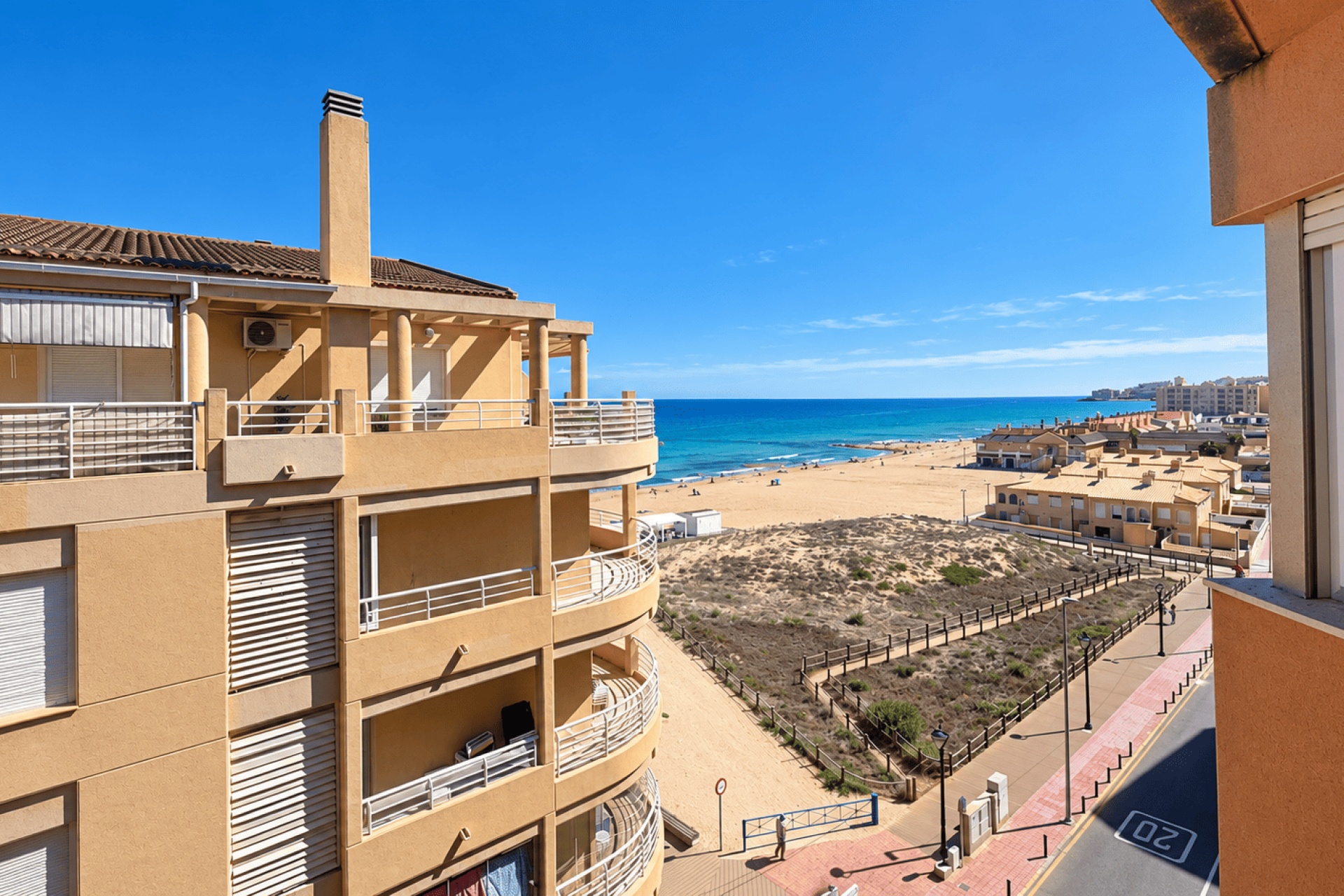Resale - Apartment / Duplex - La Mata