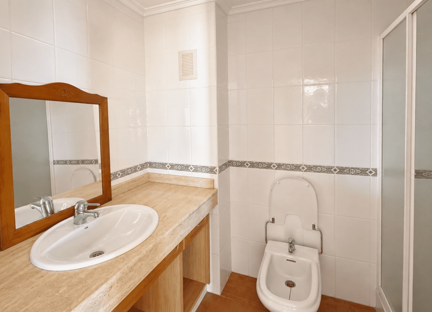 Resale - Apartment / Duplex - La Mata