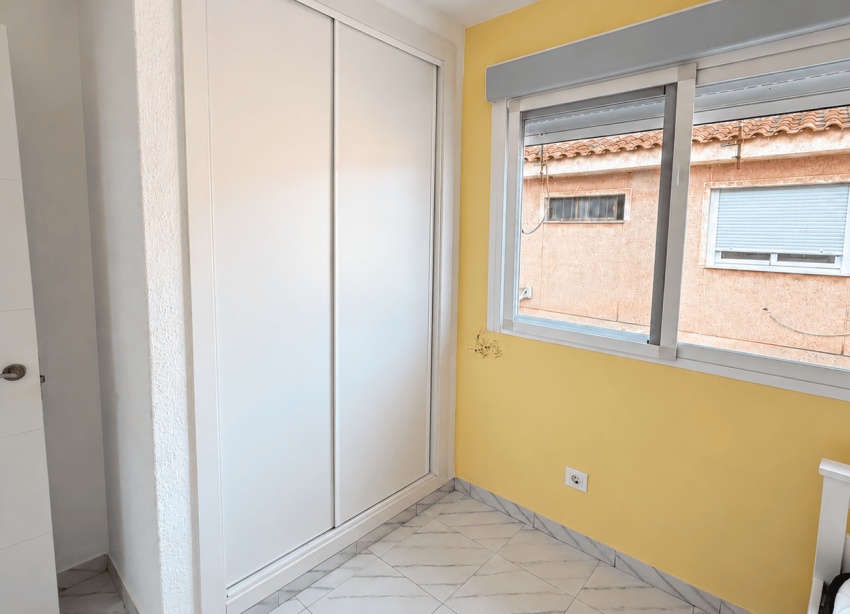 Resale - Apartment / Duplex - Los Alcazares - Los Alcázares
