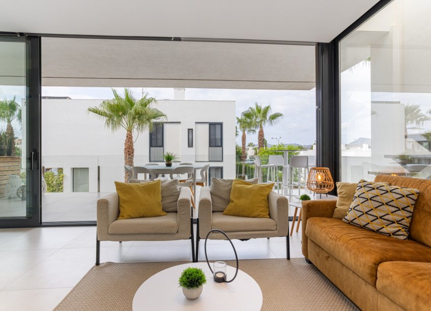 Resale - Apartment / Duplex - Mar de Cristal - Mar De Cristal