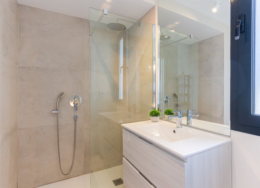 Resale - Apartment / Duplex - Mar de Cristal - Mar De Cristal
