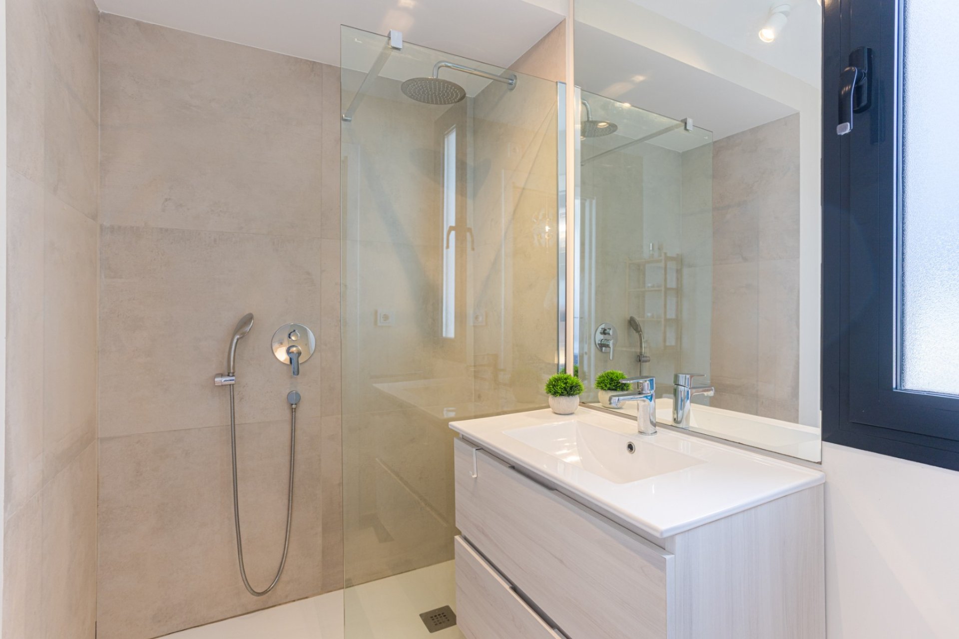 Resale - Apartment / Duplex - Mar de Cristal - Mar De Cristal