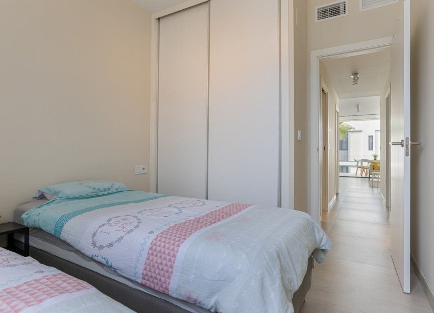 Resale - Apartment / Duplex - Mar de Cristal - Mar De Cristal