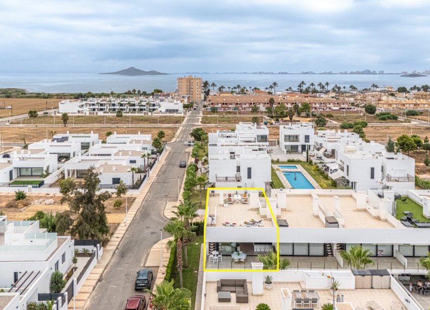Resale - Apartment / Duplex - Mar de Cristal - Mar De Cristal