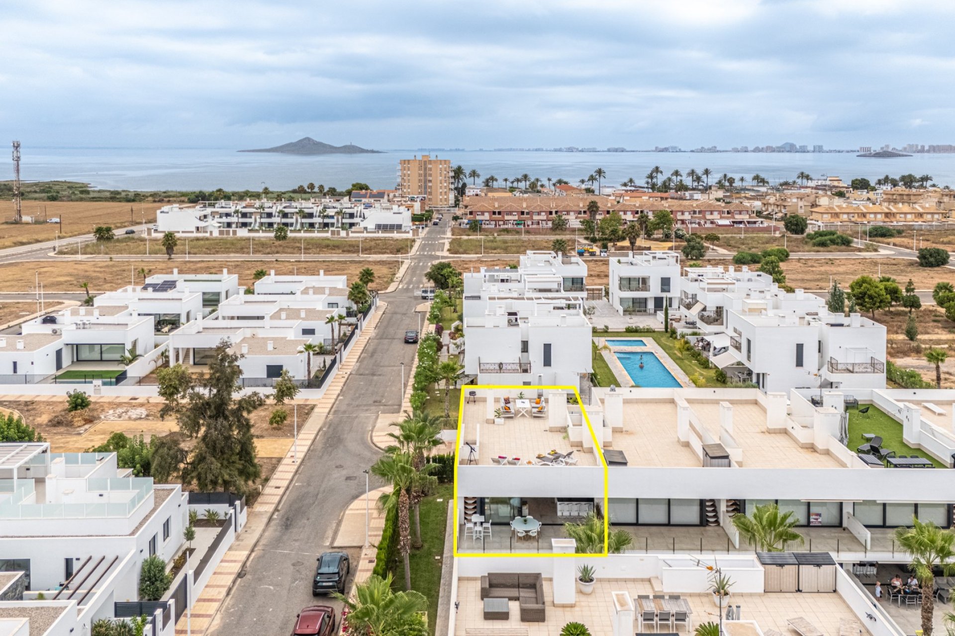 Resale - Apartment / Duplex - Mar de Cristal - Mar De Cristal