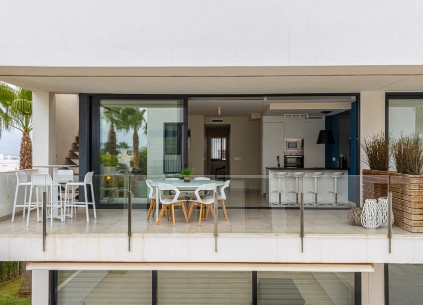 Resale - Apartment / Duplex - Mar de Cristal - Mar De Cristal