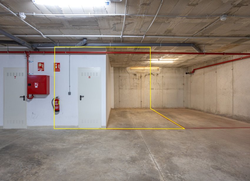 Resale - Apartment / Duplex - Mar de Cristal - Mar De Cristal
