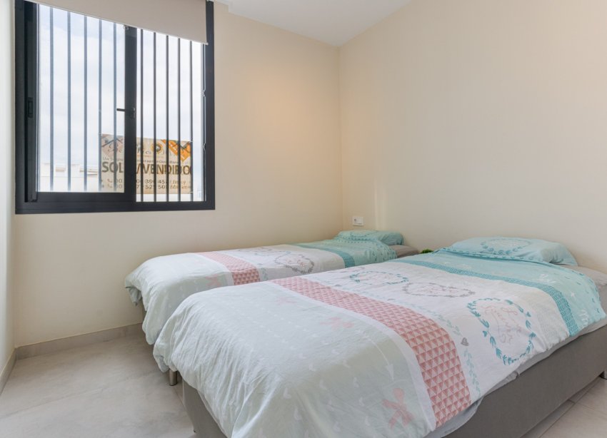 Resale - Apartment / Duplex - Mar de Cristal - Mar De Cristal