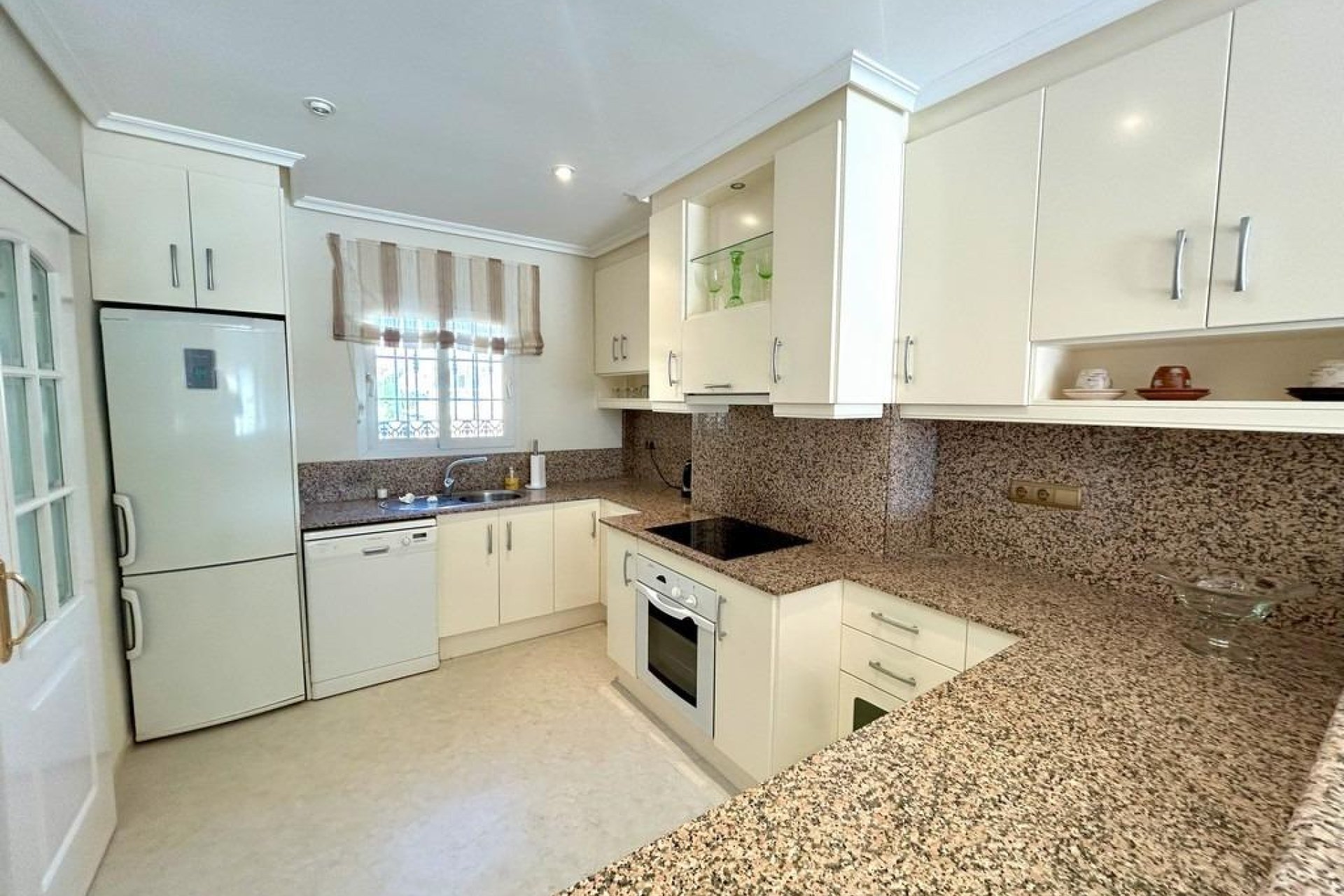 Resale - Apartment / Duplex - Orihuela Costa - Agua Marina