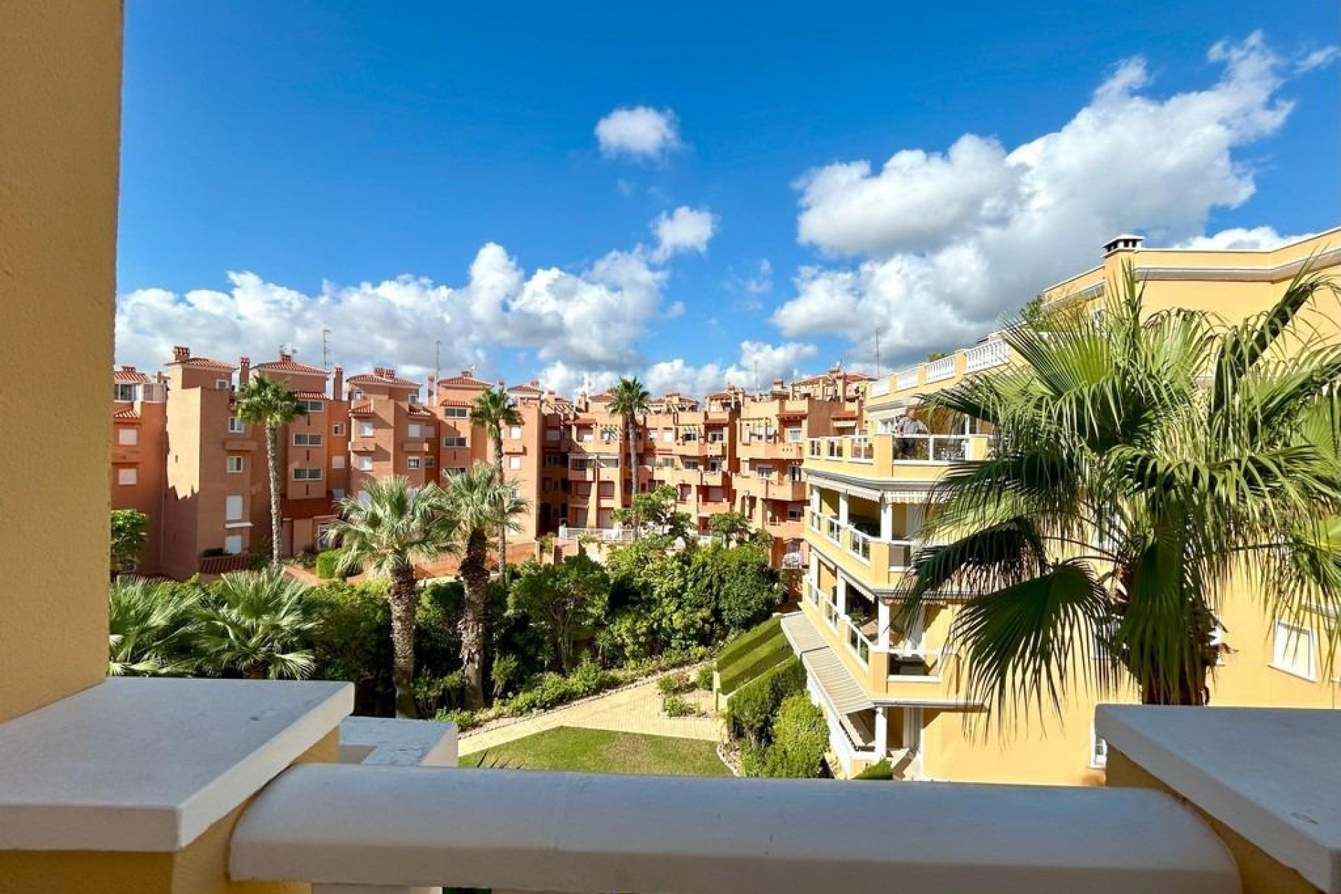 Resale - Apartment / Duplex - Orihuela Costa - Agua Marina