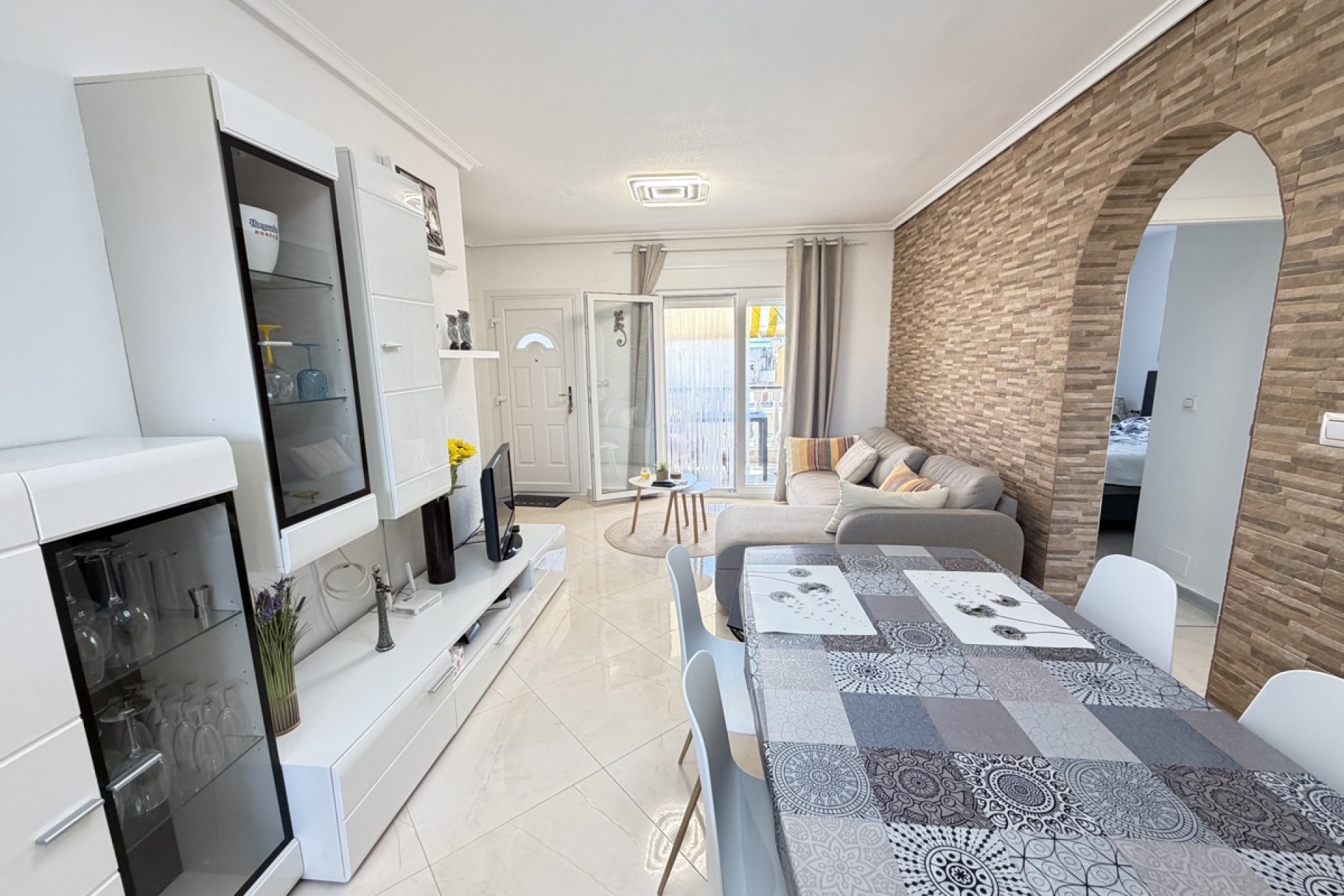 Resale - Apartment / Duplex - Orihuela Costa - Cabo Roig