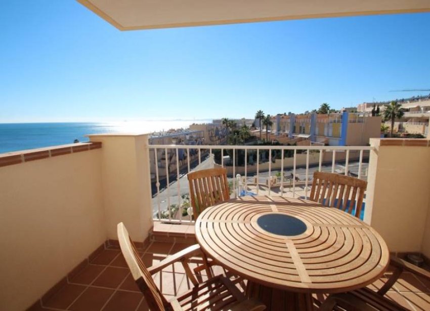 Resale - Apartment / Duplex - Orihuela Costa - Campoamor
