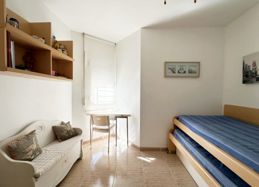 Resale - Apartment / Duplex - Orihuela Costa - Campoamor