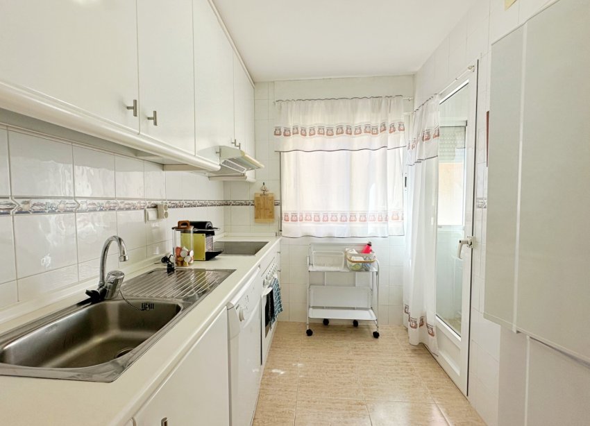 Resale - Apartment / Duplex - Orihuela Costa - Campoamor