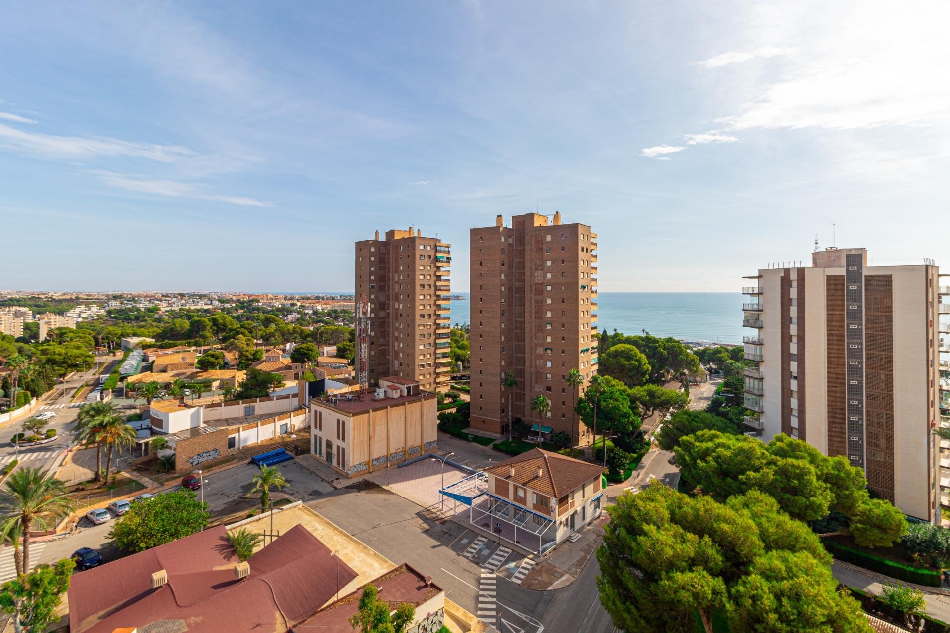 Resale - Apartment / Duplex - Orihuela Costa - Campoamor