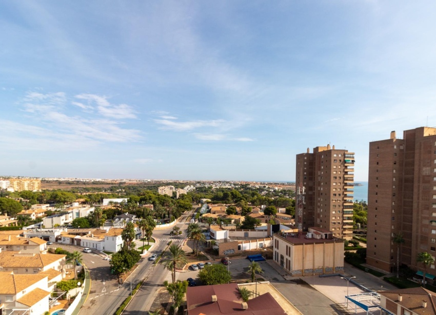 Resale - Apartment / Duplex - Orihuela Costa - Campoamor