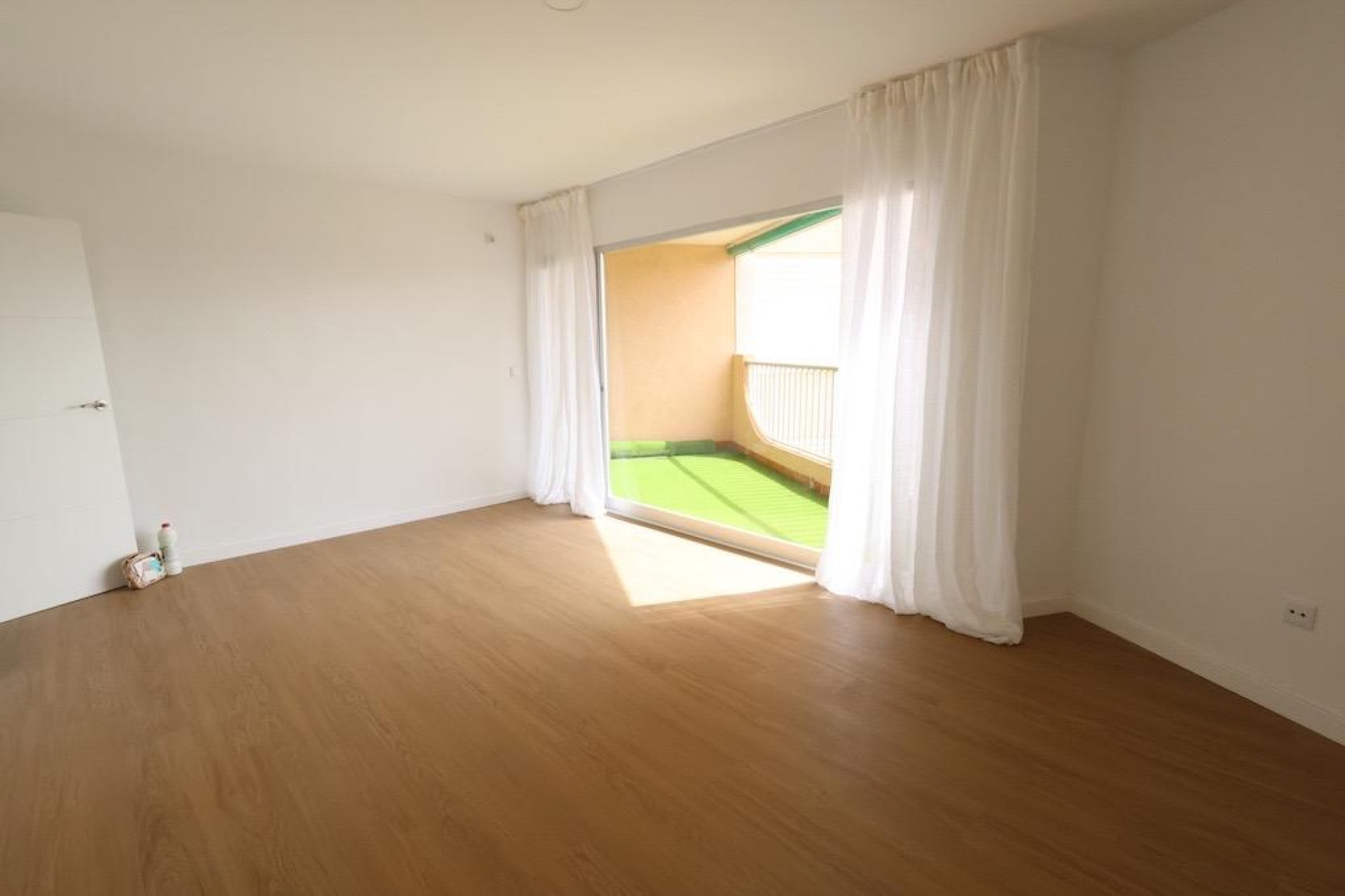Resale - Apartment / Duplex - Orihuela Costa - La Zenia