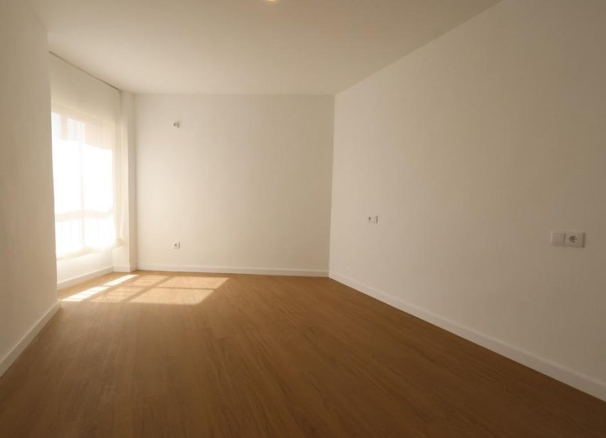 Resale - Apartment / Duplex - Orihuela Costa - La Zenia