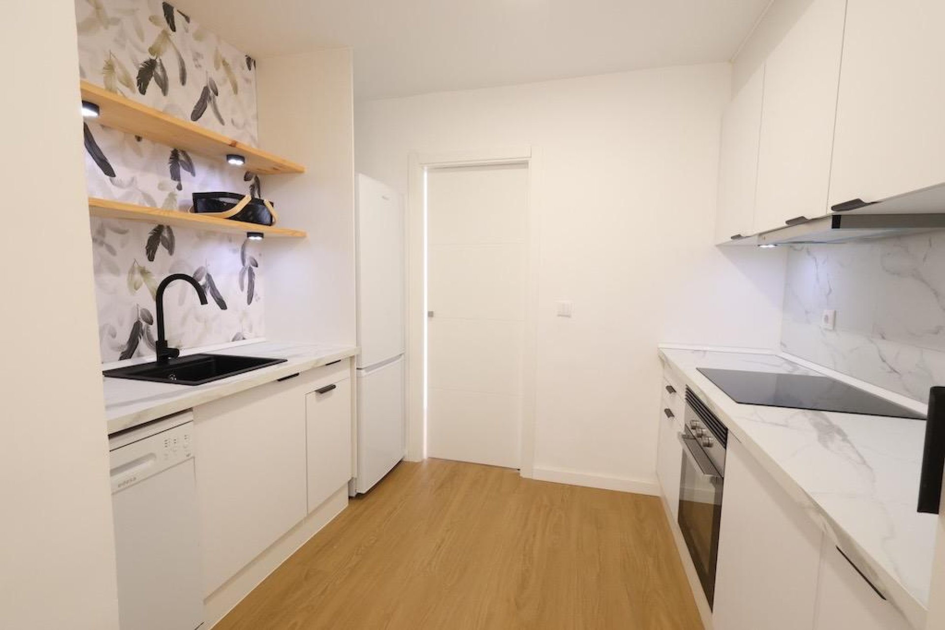 Resale - Apartment / Duplex - Orihuela Costa - La Zenia