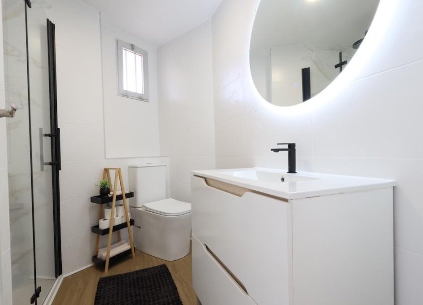 Resale - Apartment / Duplex - Orihuela Costa - La Zenia