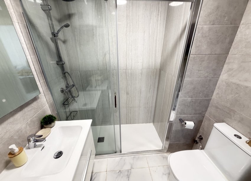 Resale - Apartment / Duplex - Orihuela Costa - La Zenia