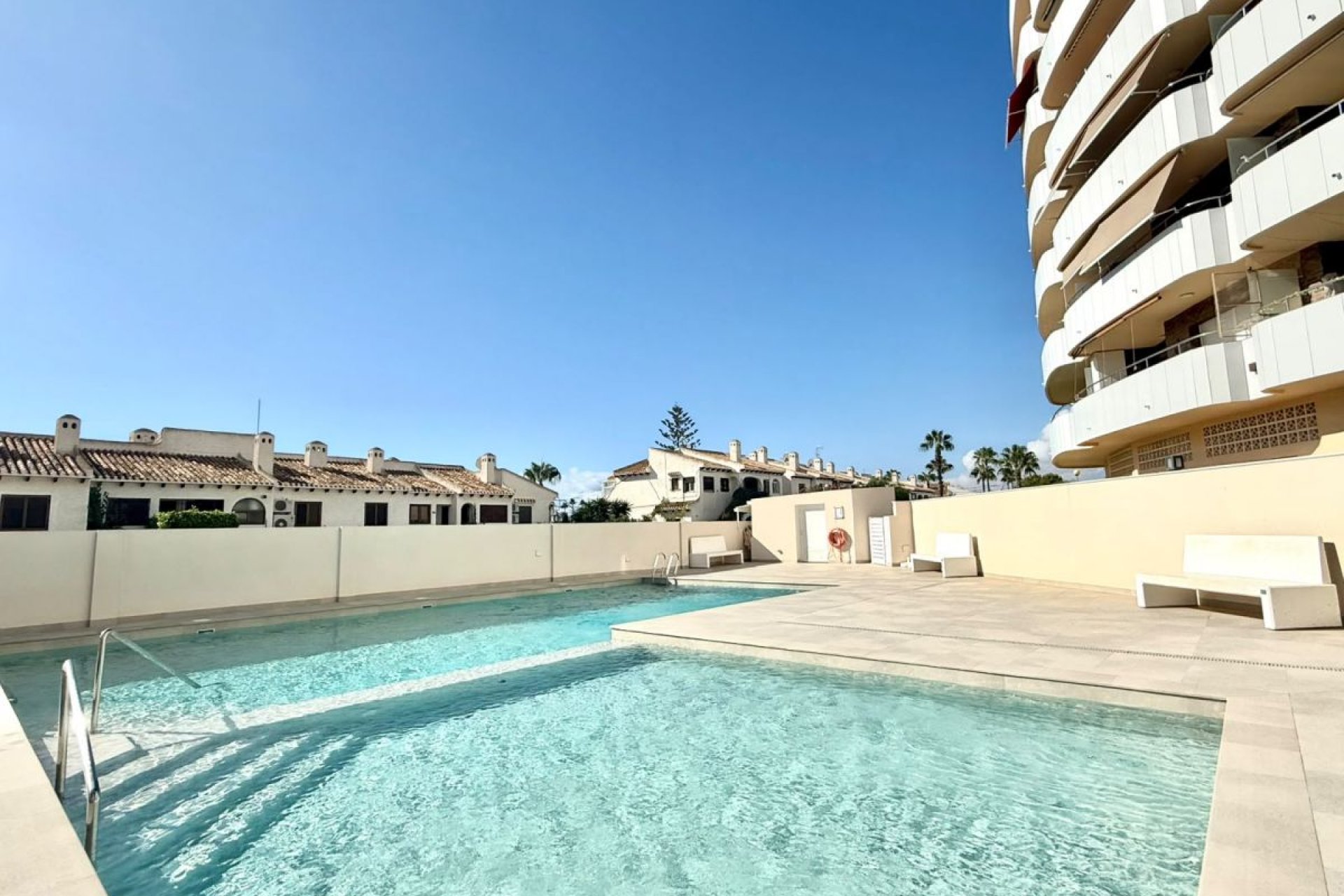 Resale - Apartment / Duplex - Orihuela Costa - La Zenia