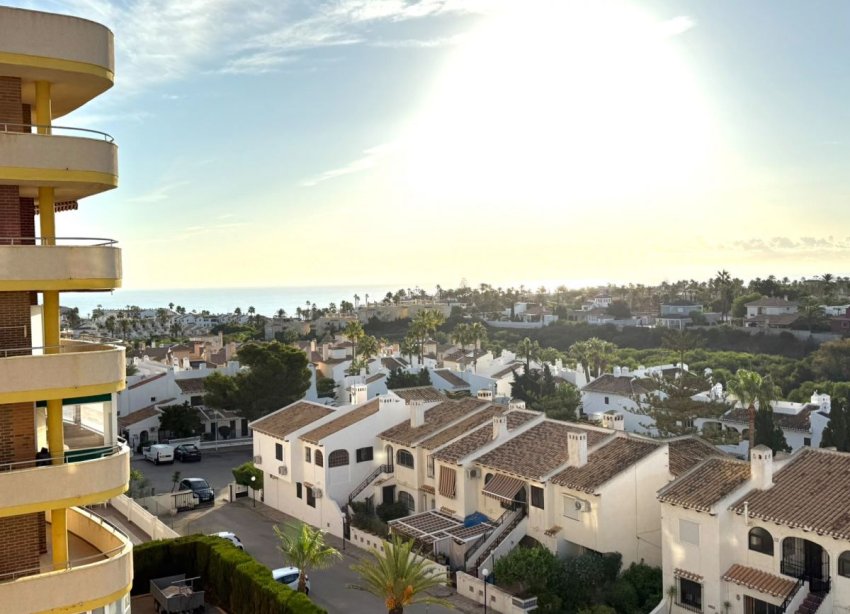 Resale - Apartment / Duplex - Orihuela Costa - La Zenia