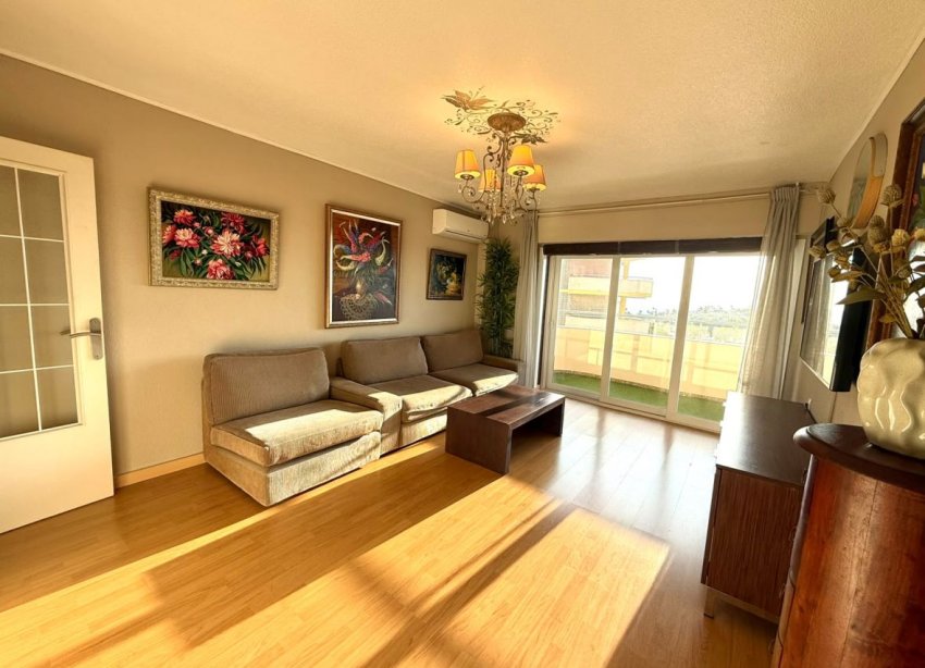 Resale - Apartment / Duplex - Orihuela Costa - La Zenia
