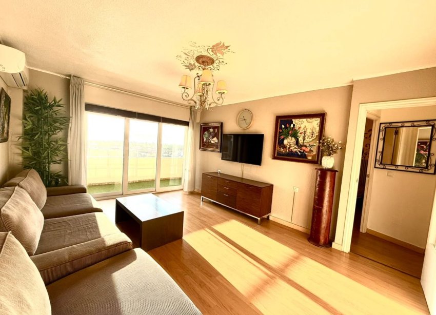 Resale - Apartment / Duplex - Orihuela Costa - La Zenia