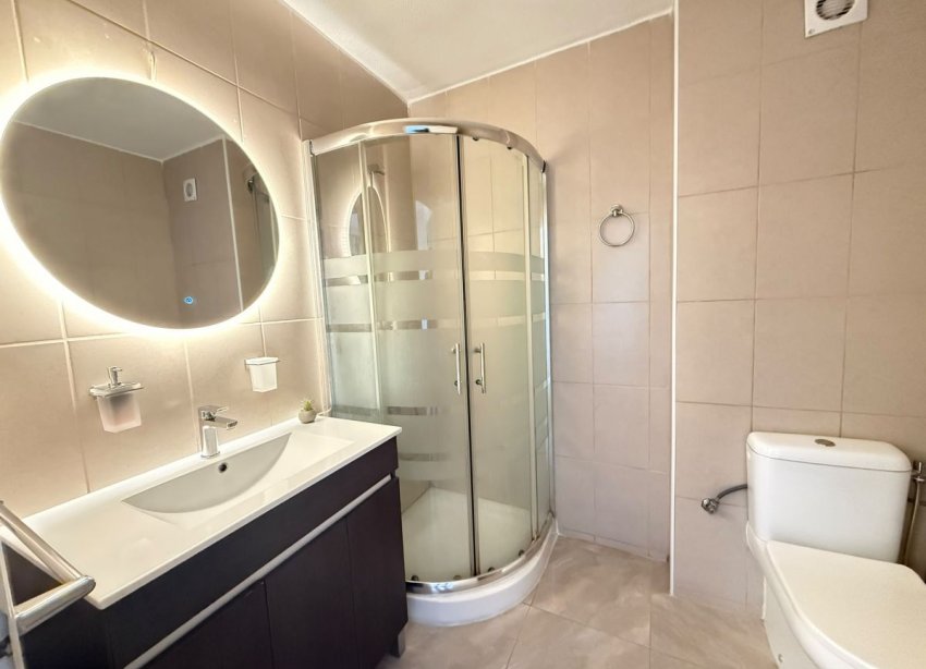 Resale - Apartment / Duplex - Orihuela Costa - La Zenia