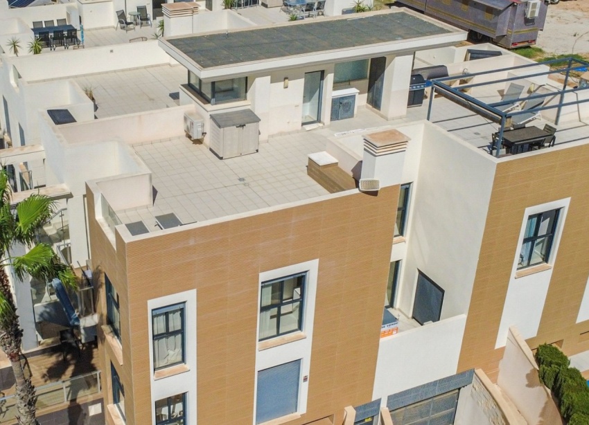 Resale - Apartment / Duplex - Orihuela Costa - La Zenia