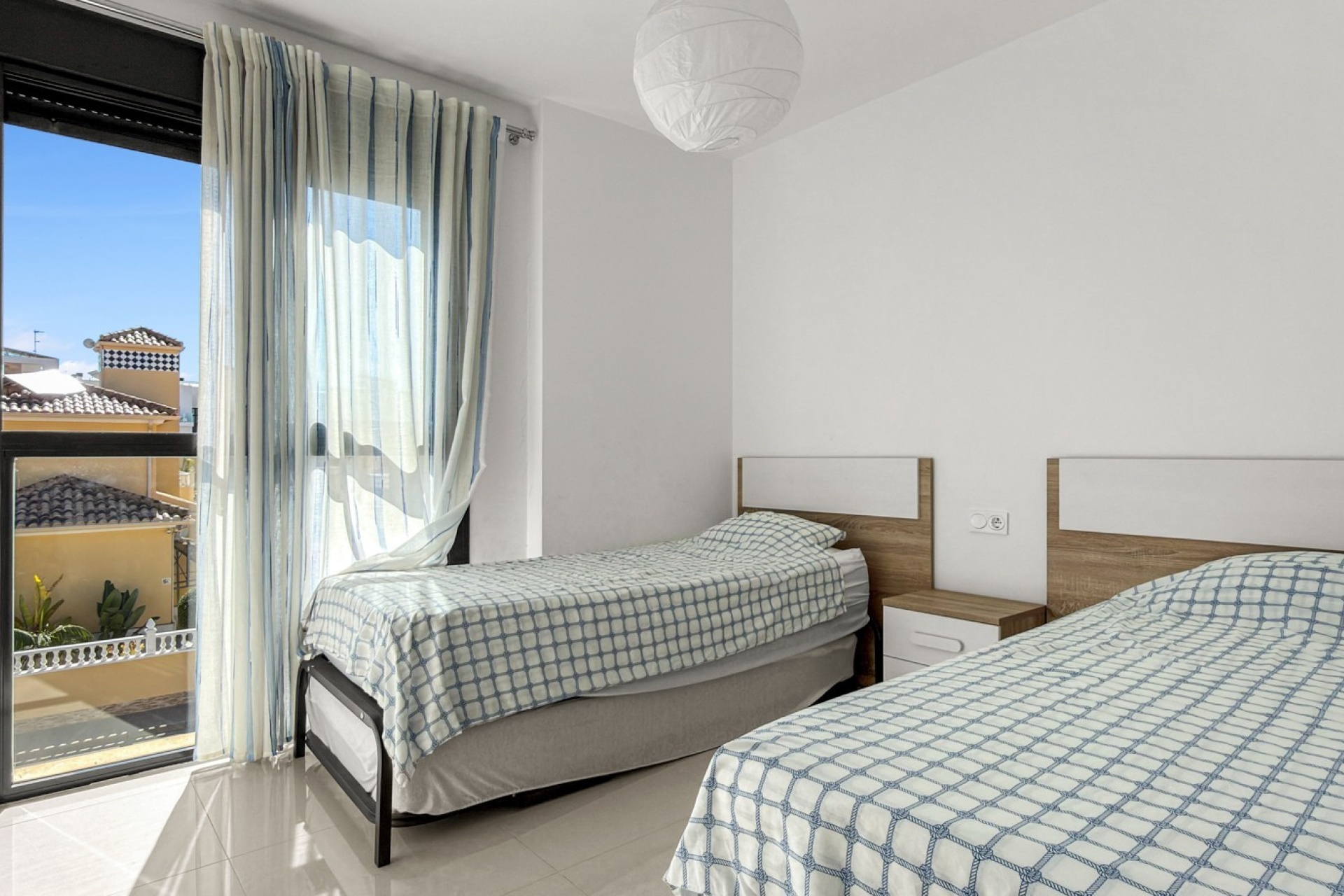 Resale - Apartment / Duplex - Orihuela Costa - La Zenia