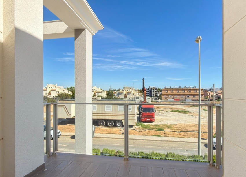 Resale - Apartment / Duplex - Orihuela Costa - La Zenia
