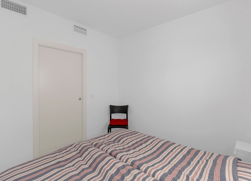 Resale - Apartment / Duplex - Orihuela Costa - La Zenia