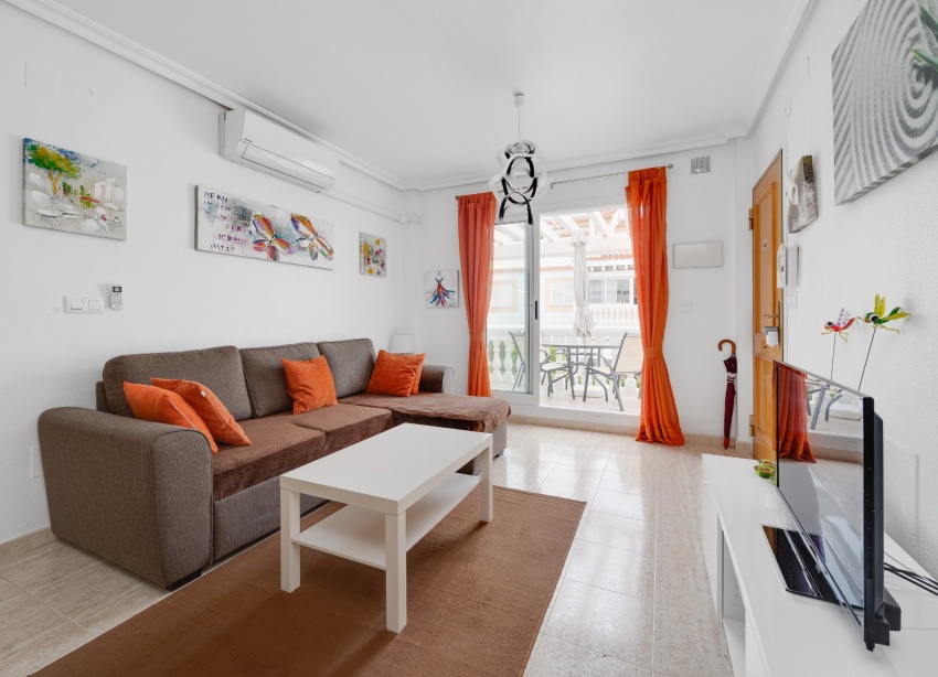 Resale - Apartment / Duplex - Orihuela Costa - La Zenia