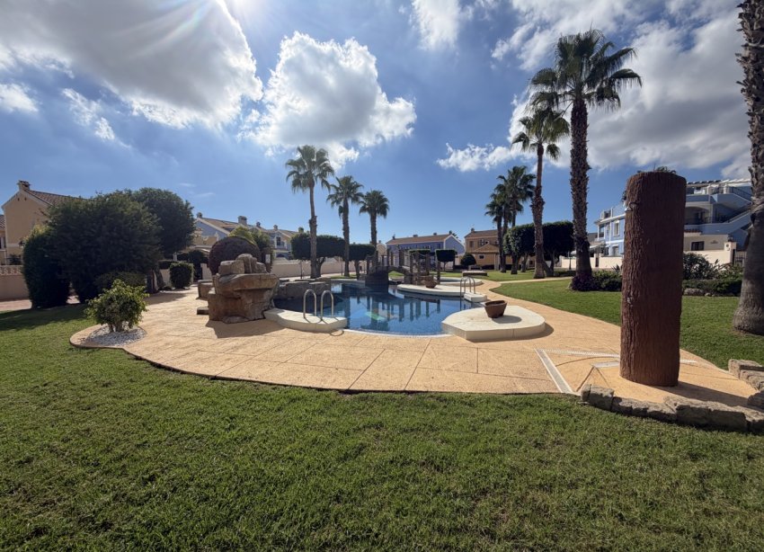 Resale - Apartment / Duplex - Orihuela Costa - Lomas de Cabo Roig