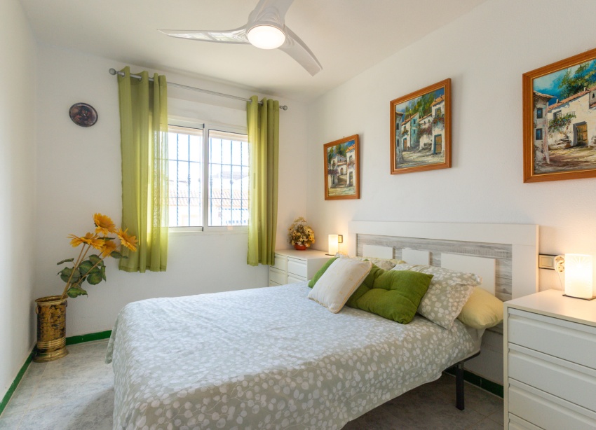 Resale - Apartment / Duplex - Orihuela Costa - Los Almendros-La Florida